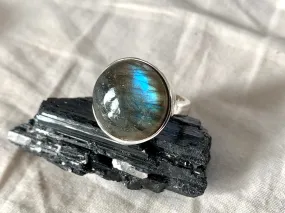 Labradorite Amabel Ring (US 7 & 8.5)